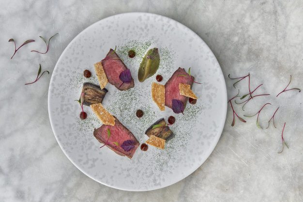 Iberico presa, aubergine, ponzu, crackling